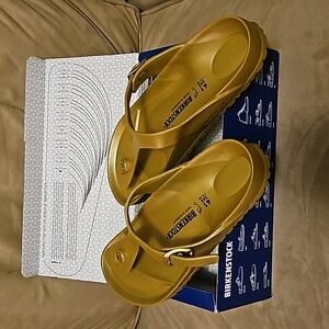 Birkenstock Gizeh EVA Size 10 / 41 Glamour Gold